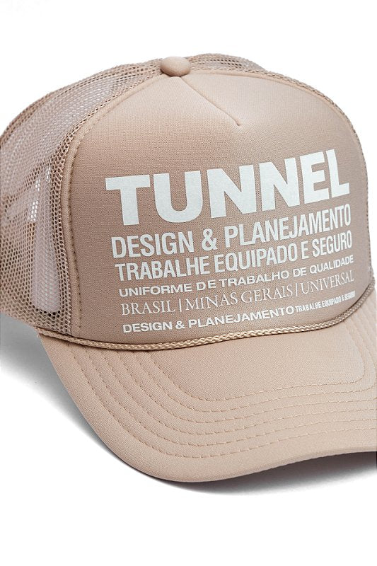 Boné Trucker Estruturado Bege