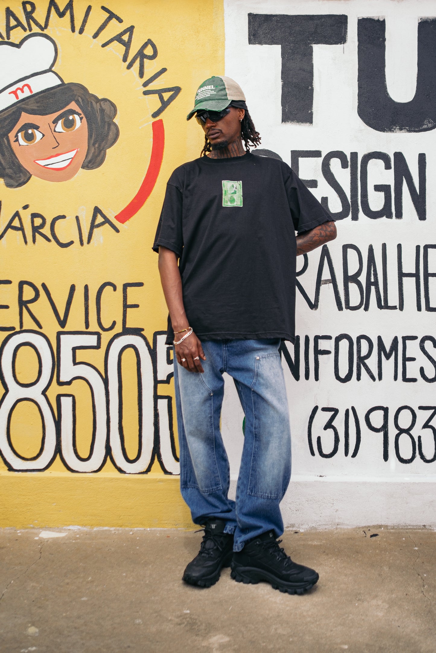 T-Shirt Oversized Identidade Preta