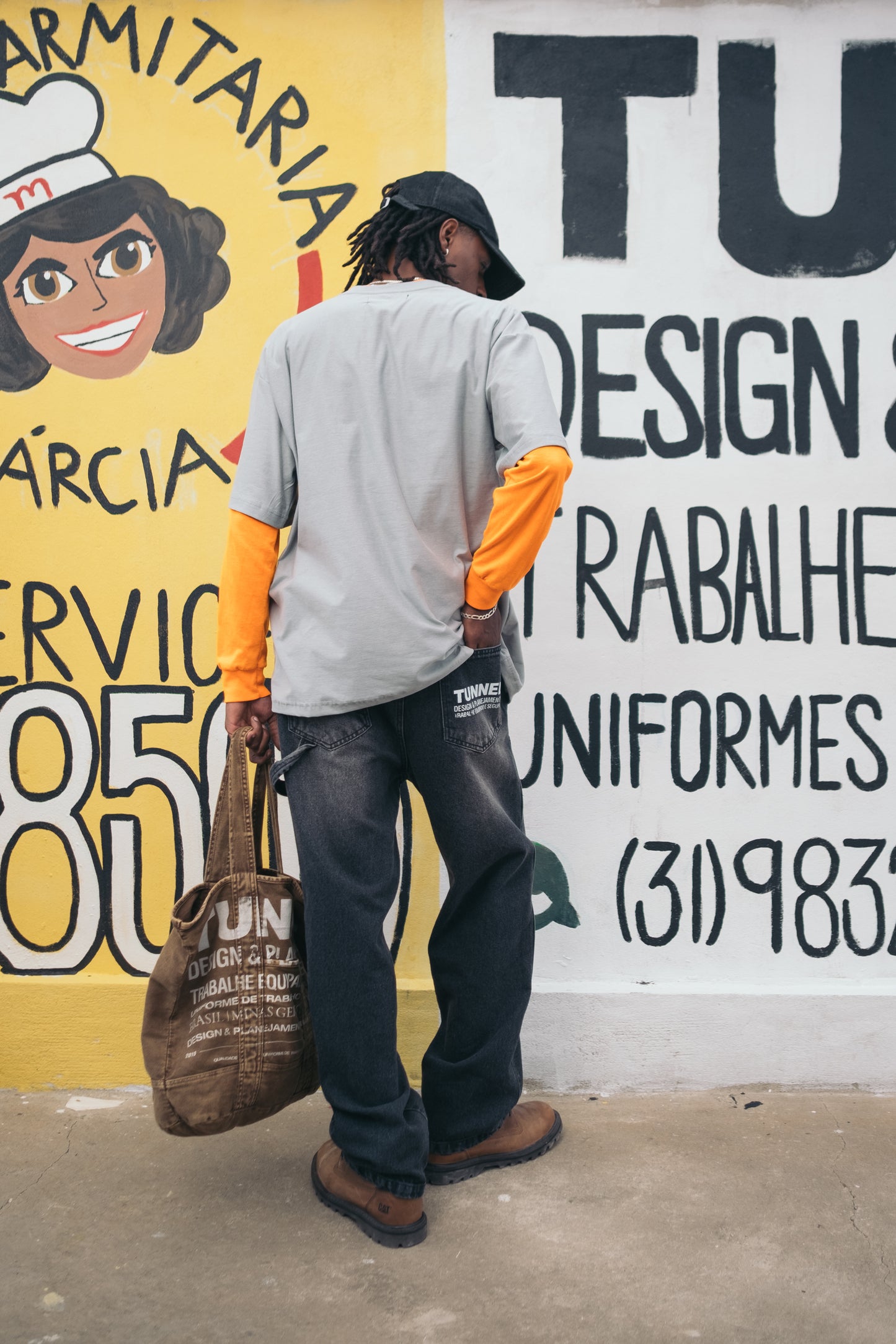 T-shirt Oversized Institucional Cinza