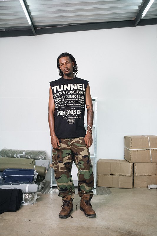 Regata Oversized Institucional Preta/Off White